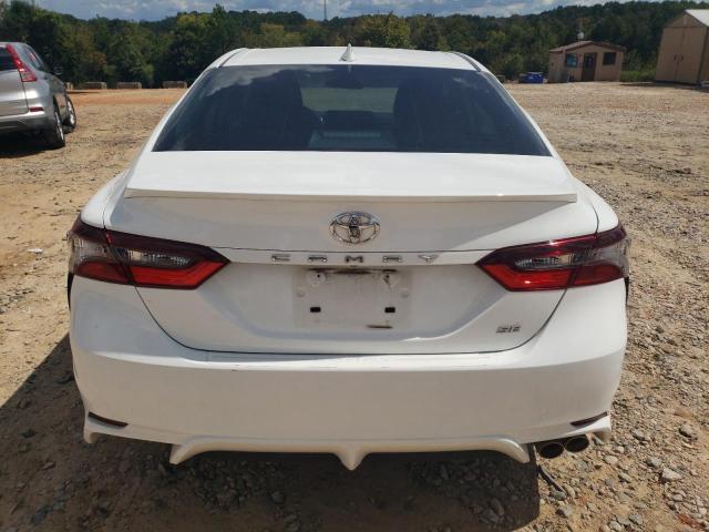 2021 TOYOTA CAMRY SE - 4T1G11AK6MU475132