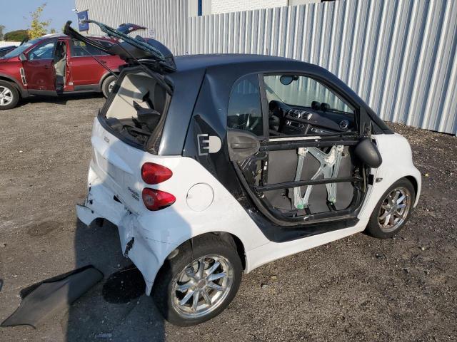 VIN WMEEJ9AA7FK832013 2015 Smart Fortwo no.3