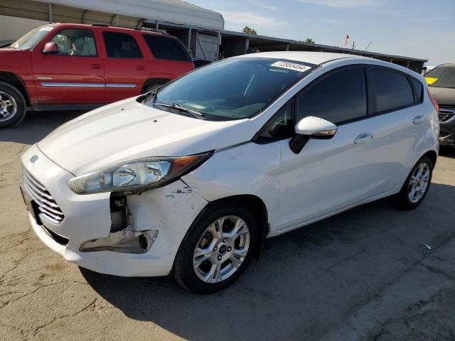 VIN 3FADP4EJ4FM162506 2015 Ford Fiesta, SE no.1