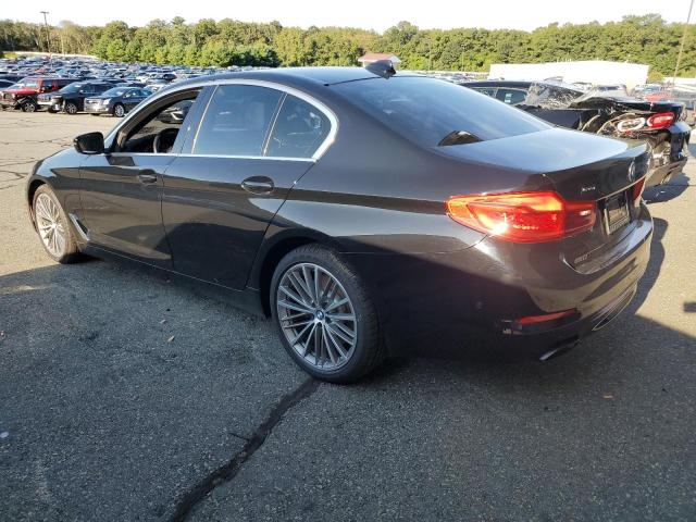 VIN WBAJE7C58KWW19996 2019 BMW 5 Series, 540 XI no.2