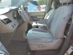 TOYOTA SIENNA LE photo