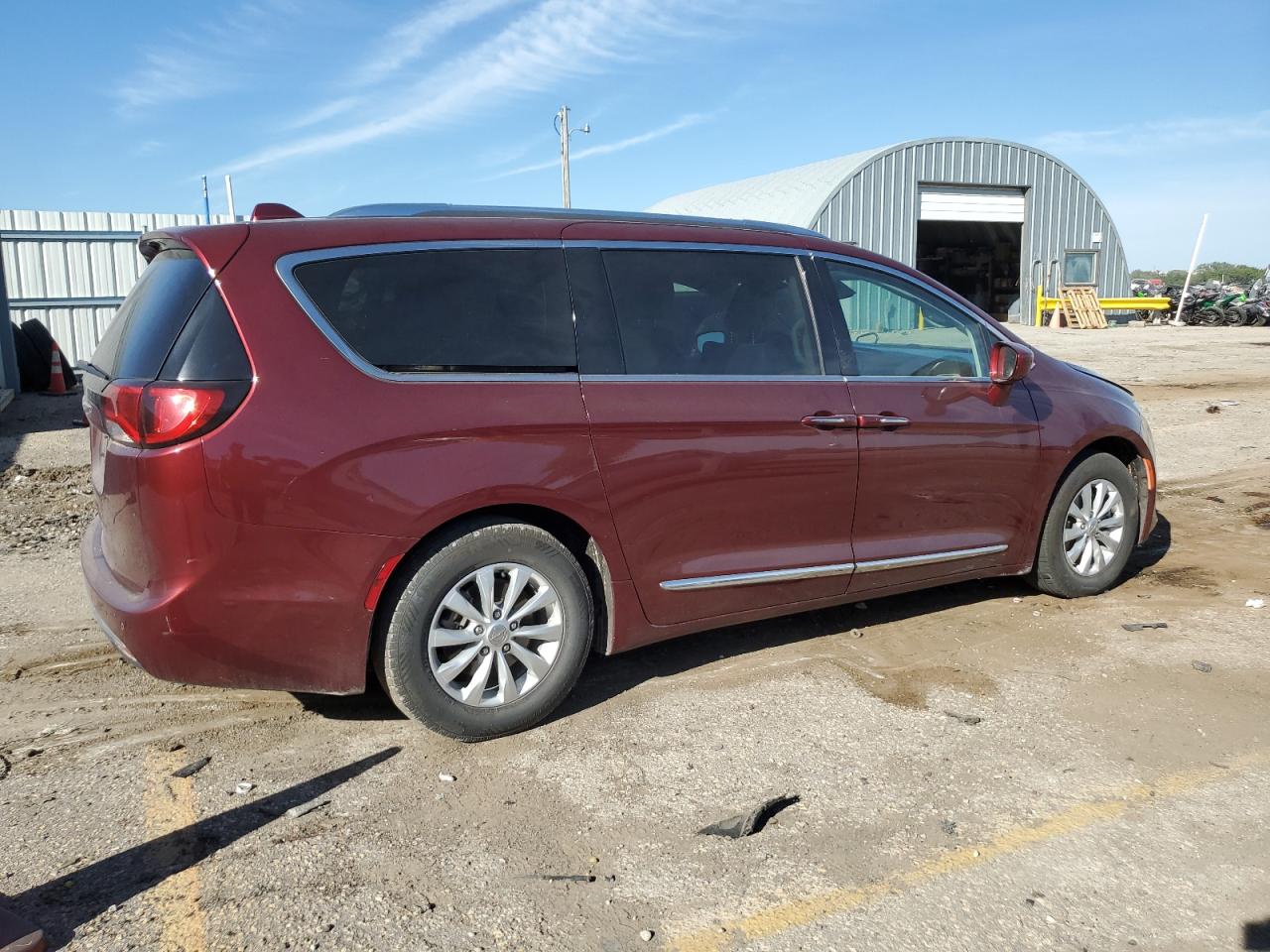 Lot #2921724676 2018 CHRYSLER PACIFICA T