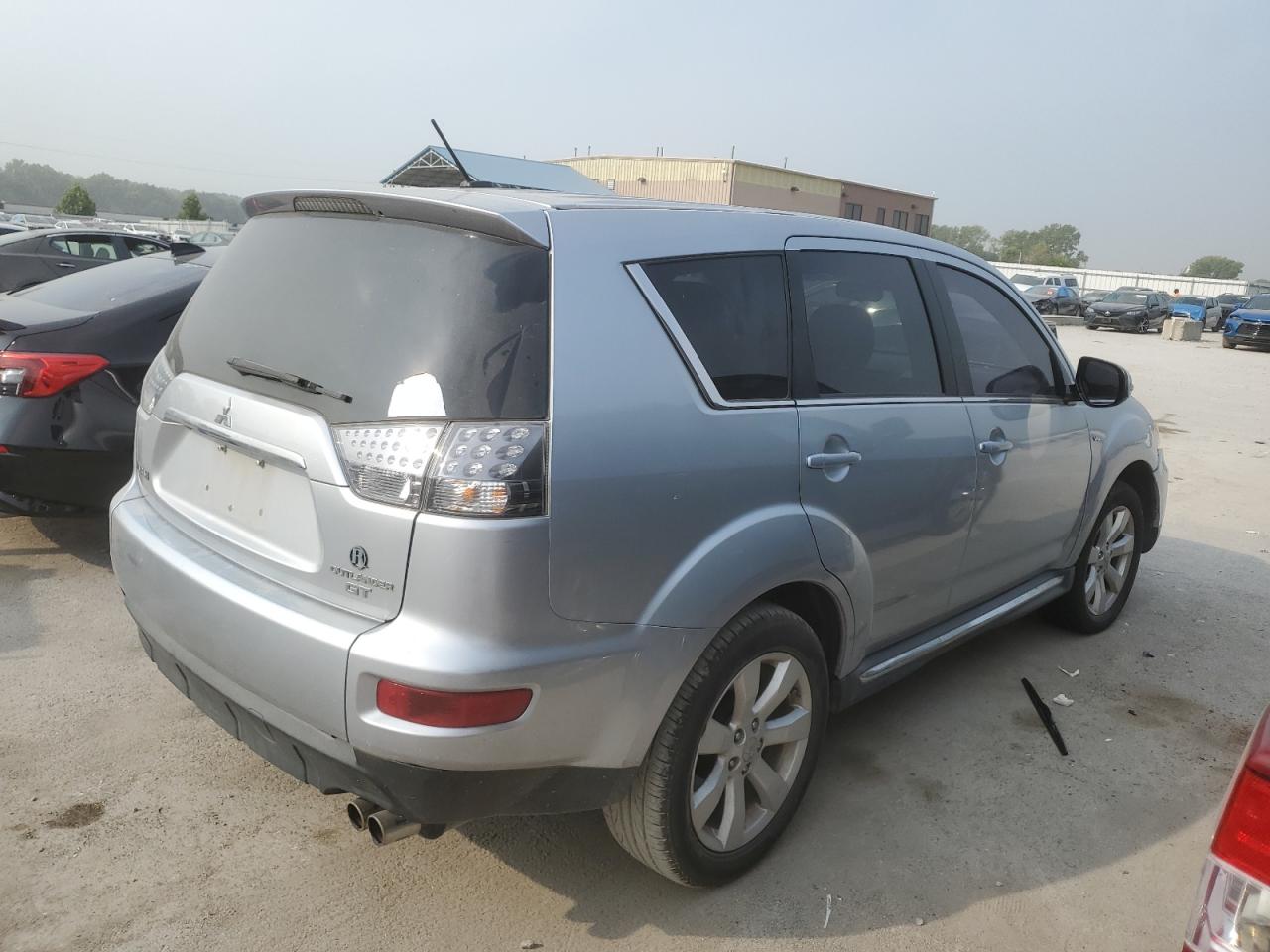 Lot #2862891720 2012 MITSUBISHI OUTLANDER