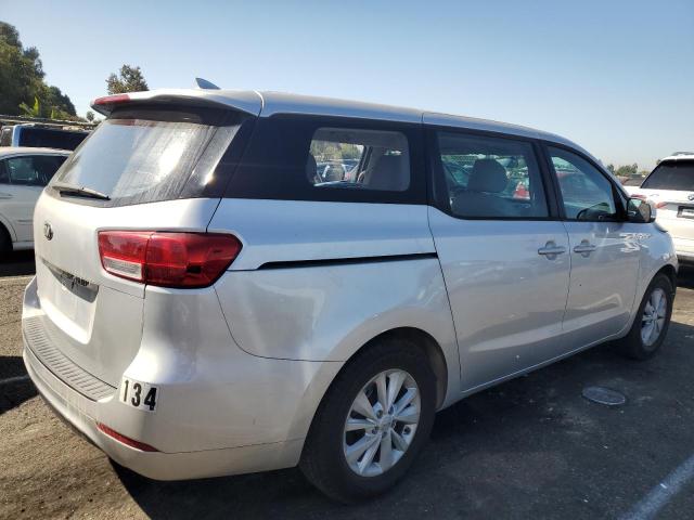 VIN KNDMA5C17J6400300 2018 KIA Sedona, L no.3