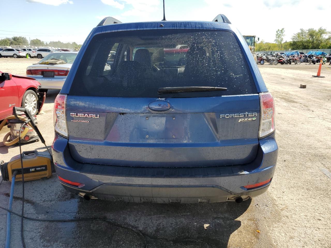 Lot #2907359022 2013 SUBARU FORESTER 2