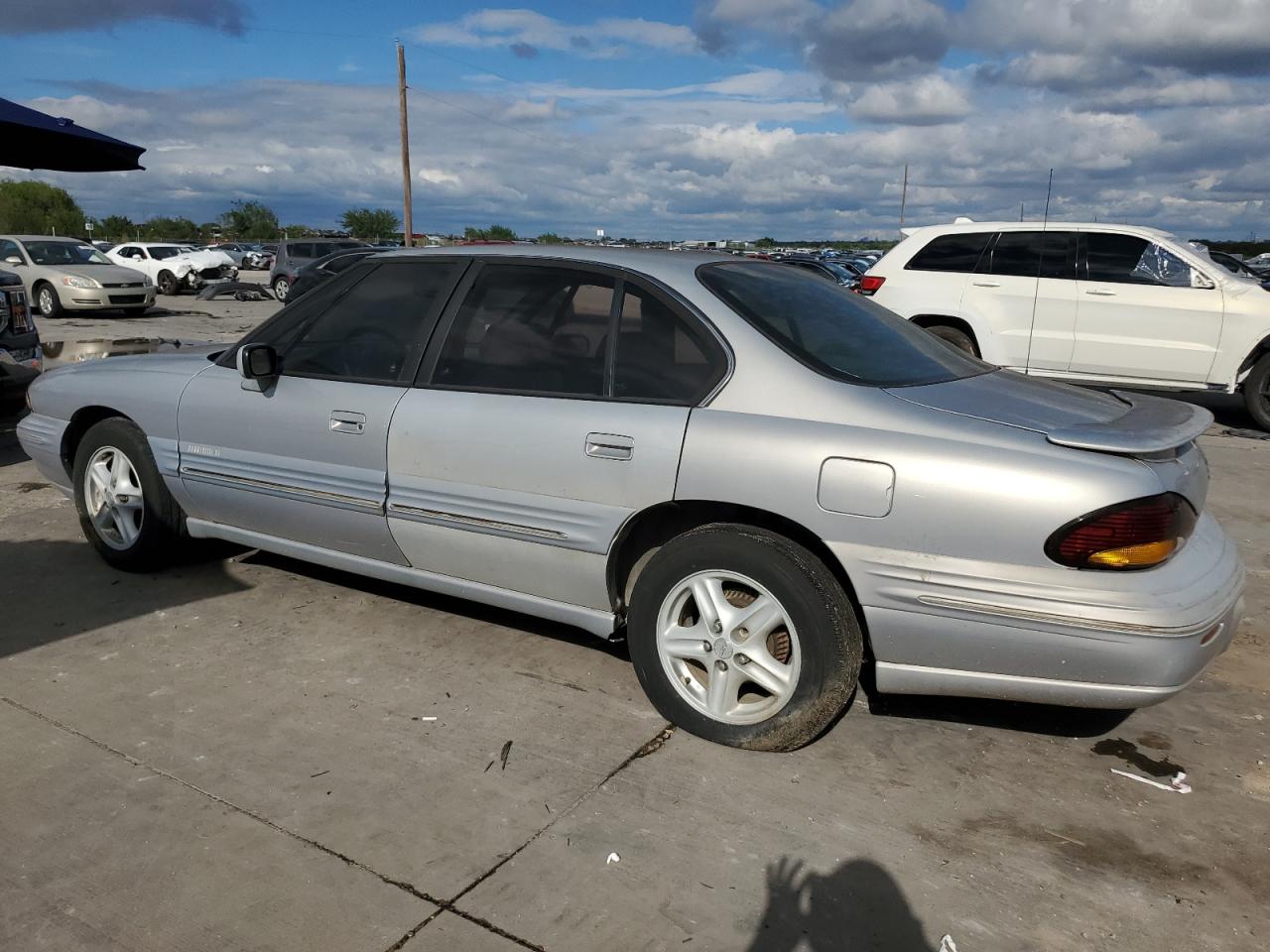 Lot #2976704814 1997 PONTIAC BONNEVILLE