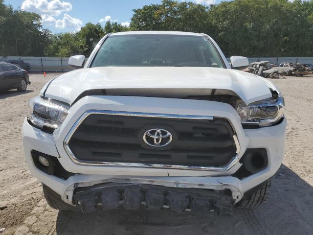 VIN 5TFAZ5CN4HX041815 2017 Toyota Tacoma, Double Cab no.5