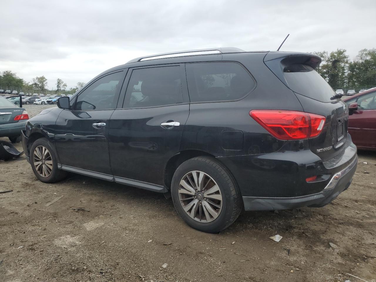 Lot #2871944948 2017 NISSAN PATHFINDER