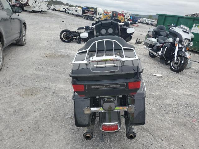 2010 HARLEY-DAVIDSON FLHTCU 1HD1FC414AB657217