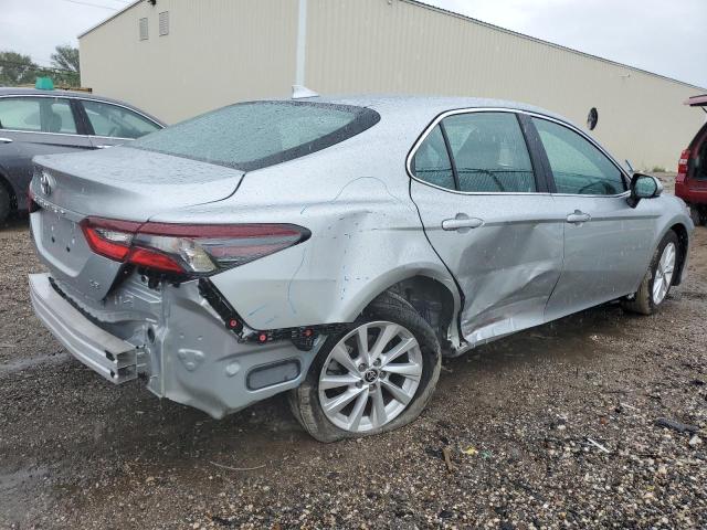 VIN 4T1C11AK5RU252280 2024 Toyota Camry, LE no.3