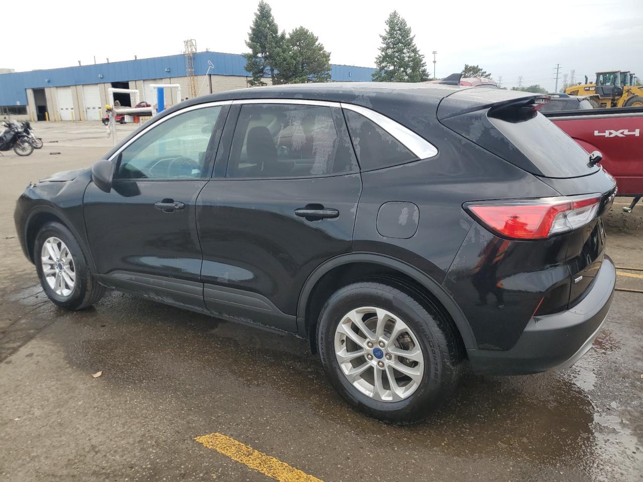 Lot #2923897906 2022 FORD ESCAPE SE