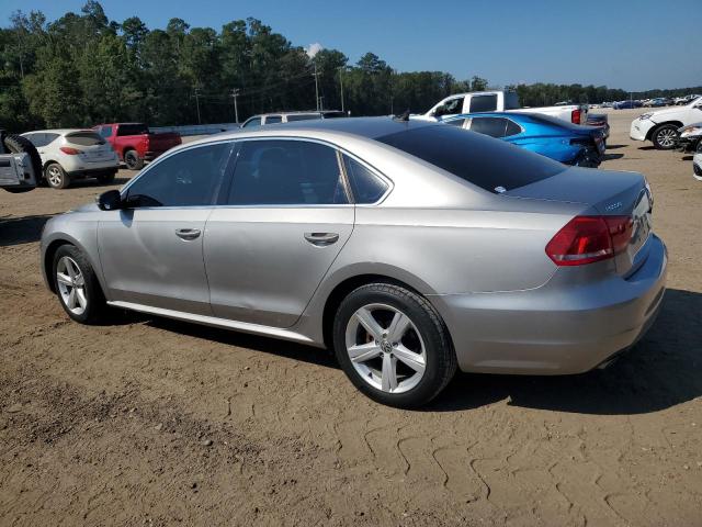 VIN 1VWBH7A37DC071068 2013 Volkswagen Passat, SE no.2