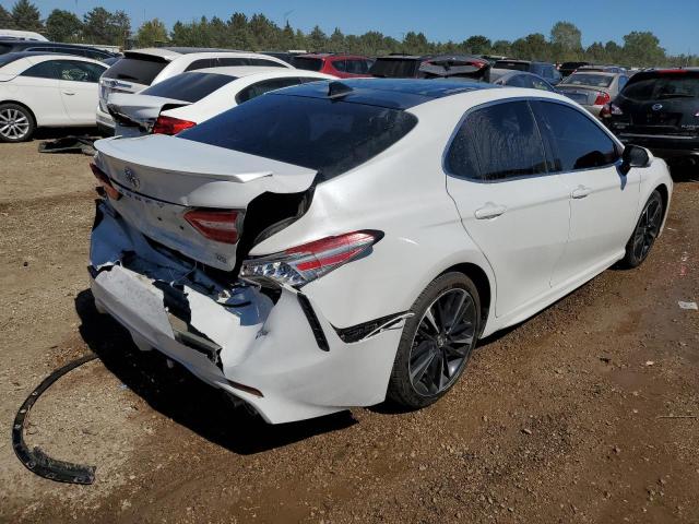 VIN 4T1B61HK8JU142167 2018 Toyota Camry, Xse no.3