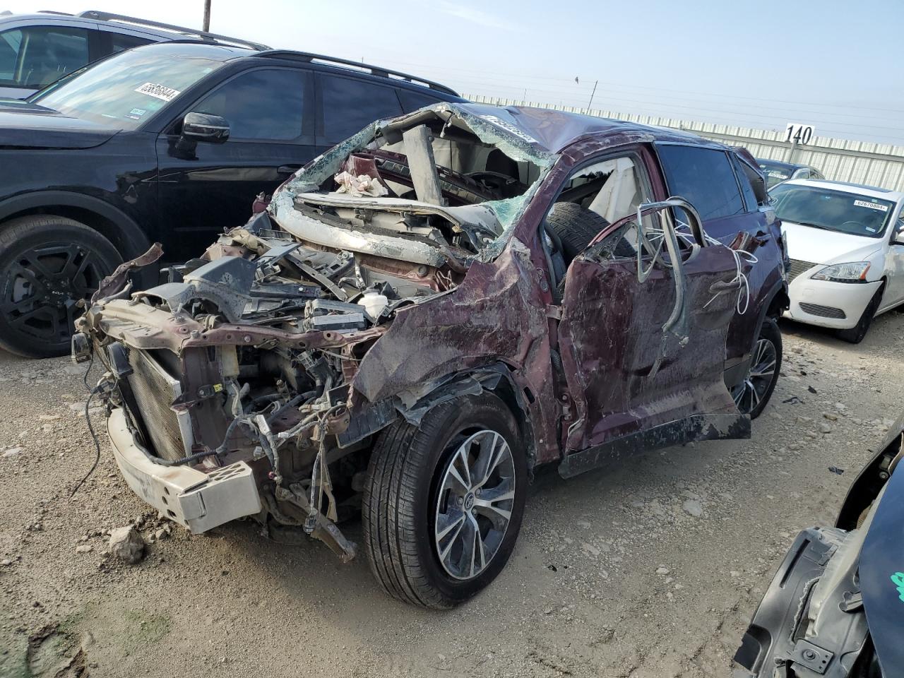 TOYOTA HIGHLANDER LE