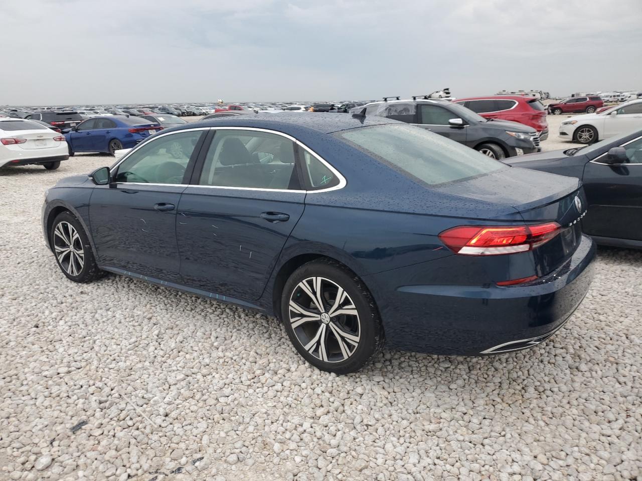 Lot #2865473369 2020 VOLKSWAGEN PASSAT SEL