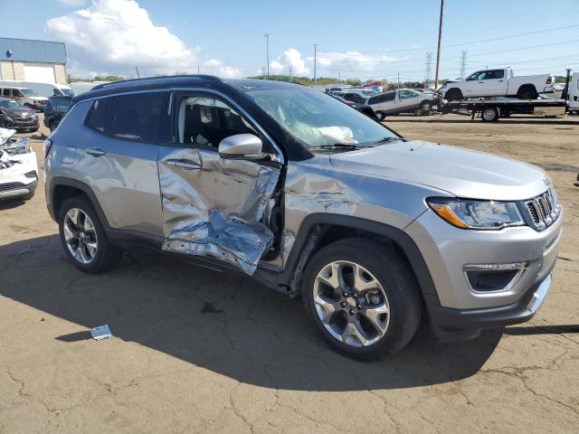 VIN 3C4NJDCB9KT647557 2019 JEEP COMPASS no.4