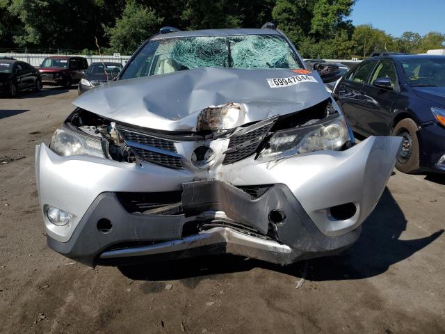 2015 TOYOTA RAV4 XLE - JTMRFREV7FJ026063