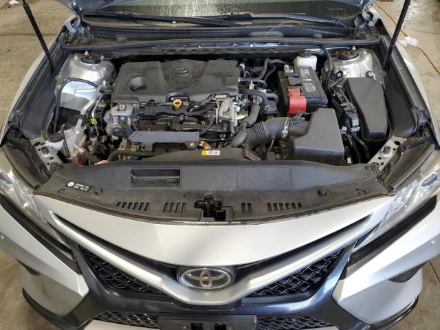 VIN 4T1B61HK9JU010602 2018 Toyota Camry, Xse no.11