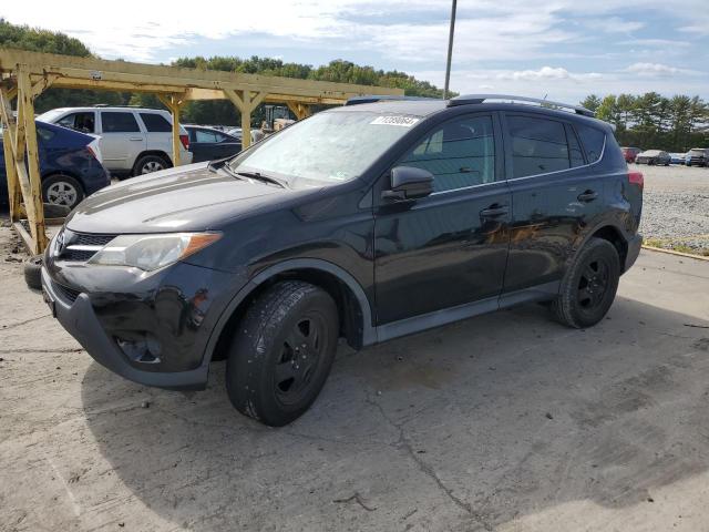 VIN 2T3BFREVXFW361949 2015 Toyota RAV4, LE no.1