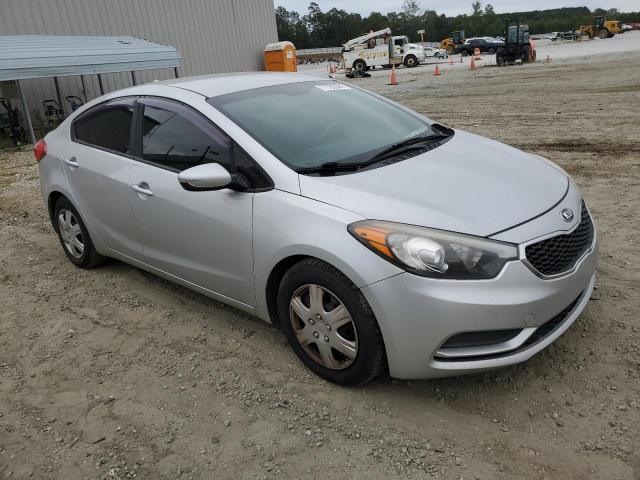 VIN KNAFK4A63G5602853 2016 KIA Forte, LX no.4