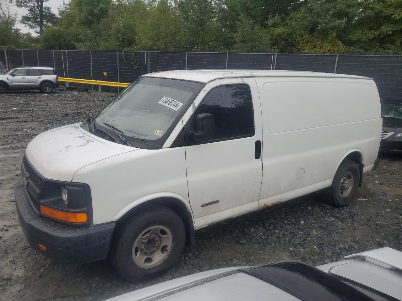 Chevrolet Express 2003 