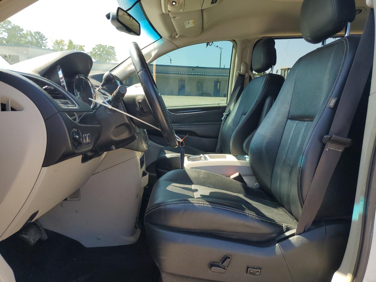 CHRYSLER TOWN & COUNTRY TOURING