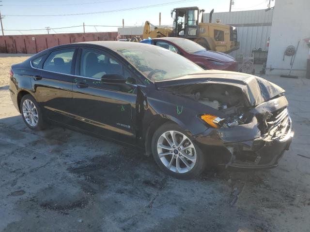 VIN 3FA6P0LU9KR200002 2019 Ford Fusion, SE no.4