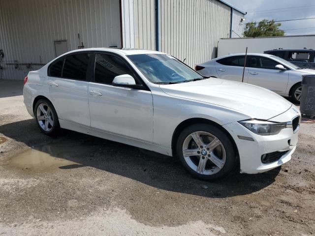 VIN WBA3B1C57FK136429 2015 BMW 3 Series, 320 I no.4