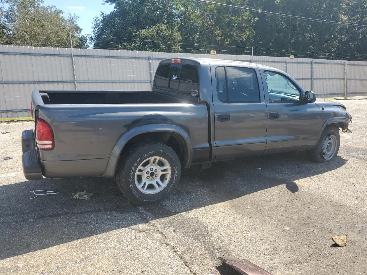 Lot #2905223522 2003 DODGE DAKOTA QUA