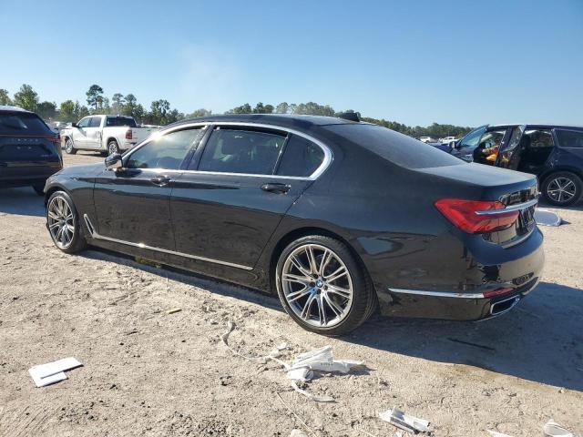 VIN WBA7E2C58HG739555 2017 BMW 7 SERIES no.2