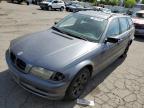 BMW 325 IT photo