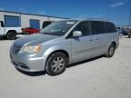 CHRYSLER TOWN & COU photo