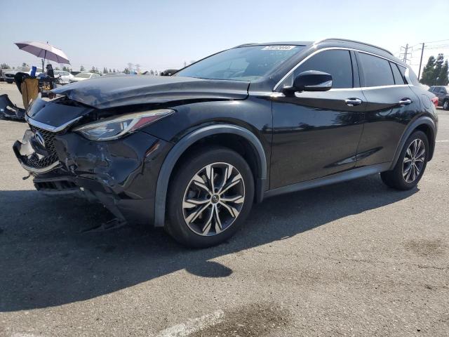 VIN SJKCH5CRXHA040022 2017 Infiniti QX30, Base no.1