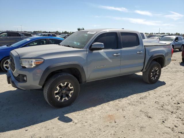 VIN 3TMCZ5AN0JM156841 2018 Toyota Tacoma, Double Cab no.1