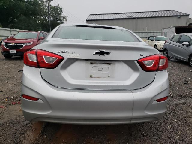 2018 CHEVROLET CRUZE LT - 1G1BE5SM2J7135232