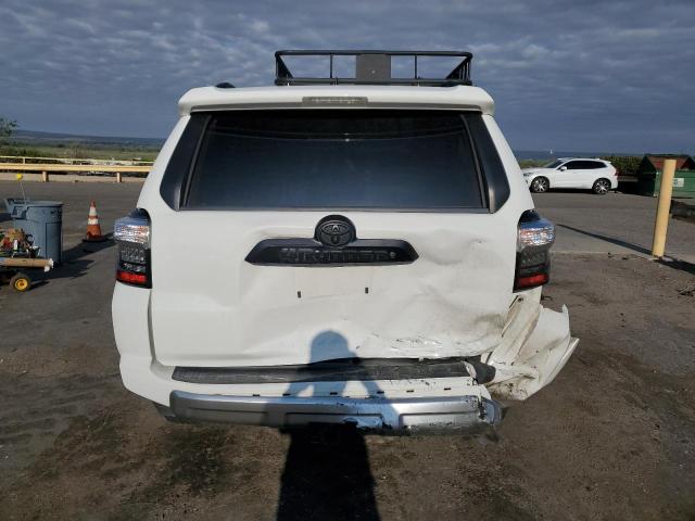 2019 TOYOTA 4RUNNER SR - JTEBU5JR9K5731597