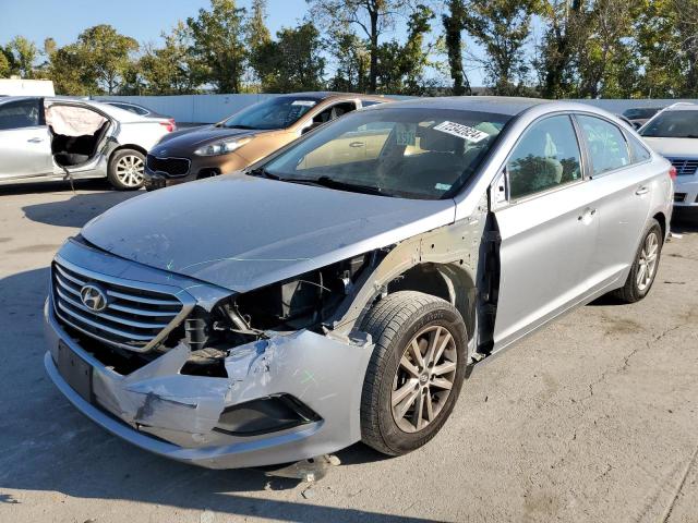 2017 HYUNDAI SONATA SE - 5NPE24AF3HH590137