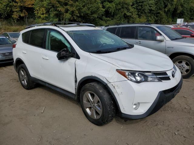 VIN 2T3RFREV2FW372331 2015 Toyota RAV4, Xle no.4