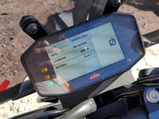 2021 KTM 890 DUKE R - VBKTU9405MM806171