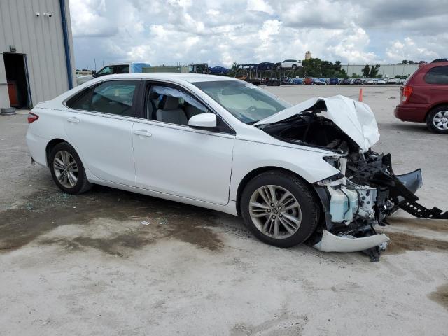 VIN 4T1BF1FK3FU092465 2015 Toyota Camry, LE no.4