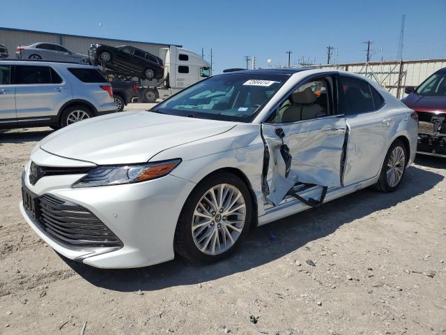 VIN 4T1B11HK8JU671908 2018 Toyota Camry, L no.1