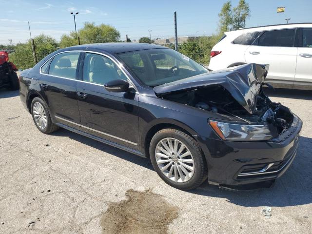 2017 VOLKSWAGEN PASSAT SE - 1VWBT7A37HC070684