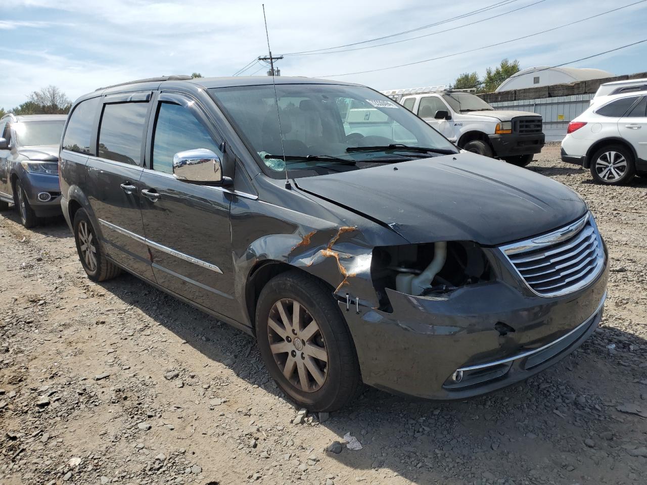 Lot #2869753943 2011 CHRYSLER TOWN & COU