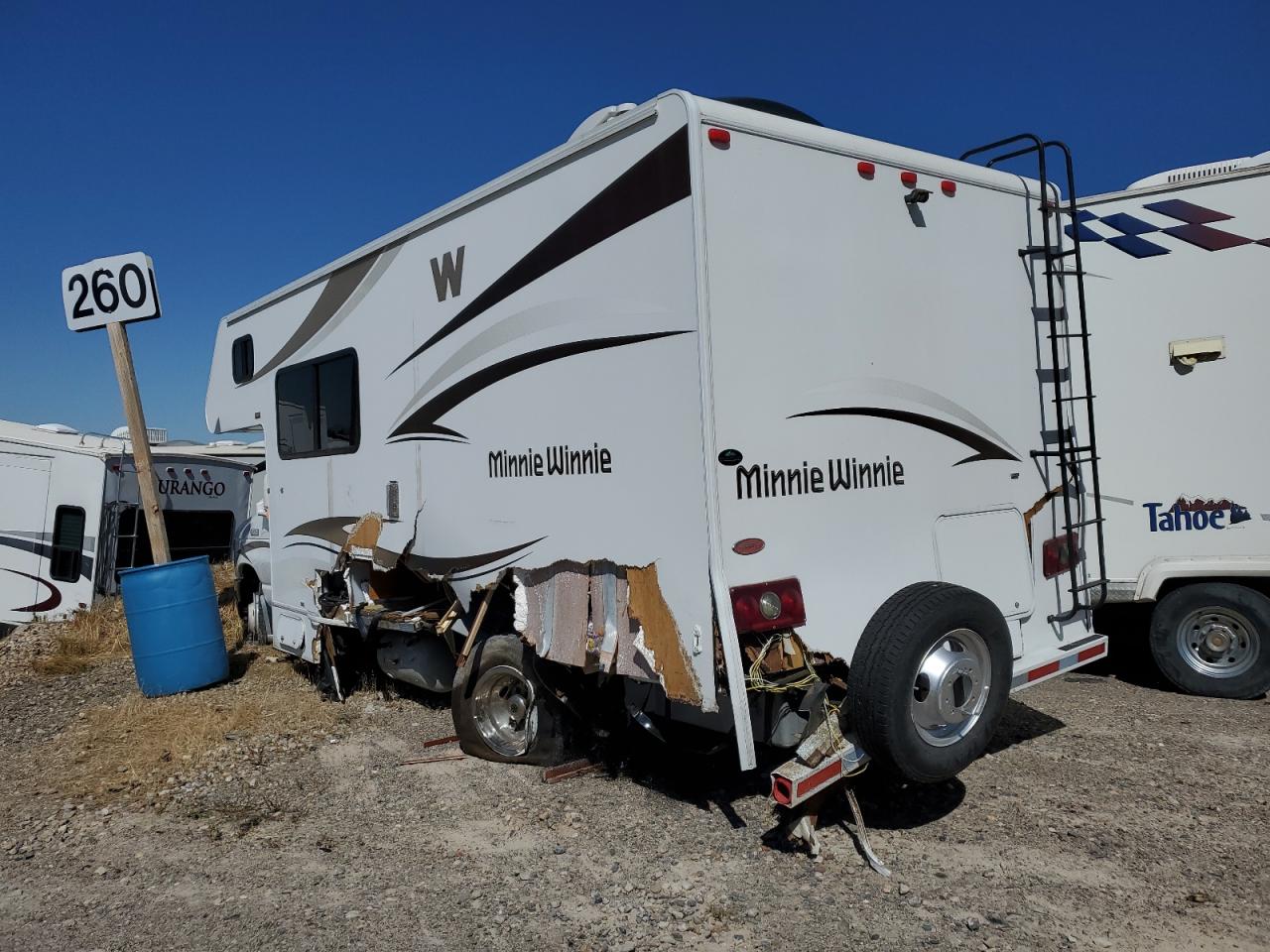 WINNEBAGO TRAILER 2015 white  gas 1FDWE3FL7EDB09520 photo #4