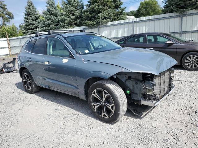 VIN YV4L12RK9N1911355 2022 Volvo XC60, B5 Momentum no.4