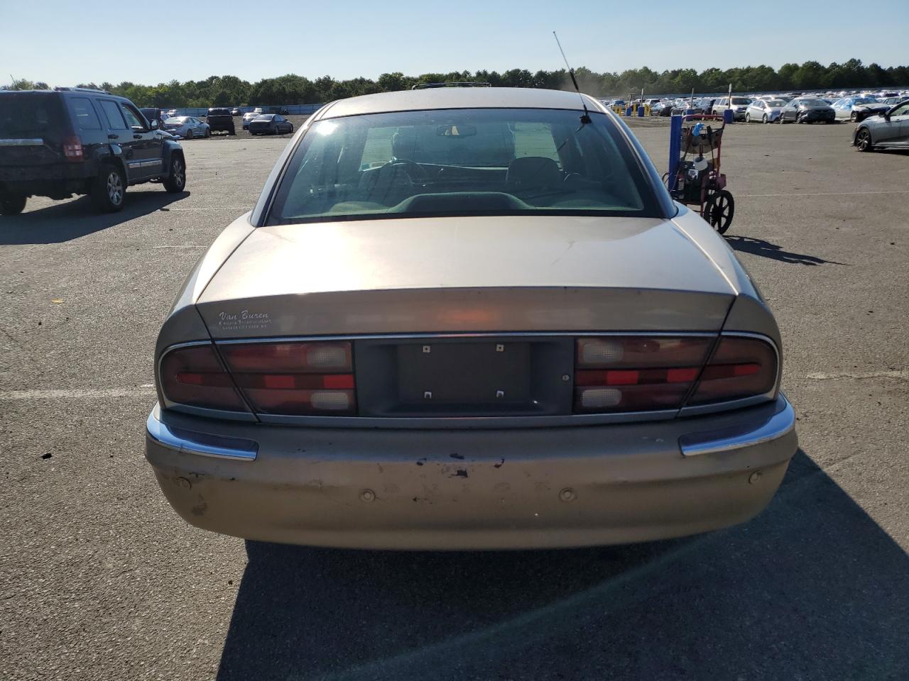 Lot #2955246613 2004 BUICK PARK AVENU