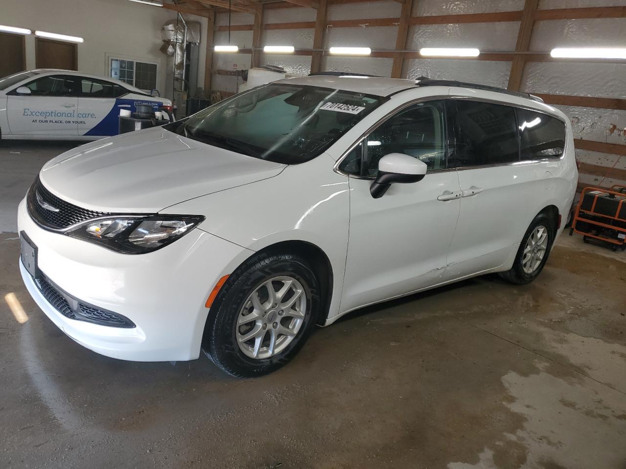 2021 Chrysler VOYAGER LX, LXI