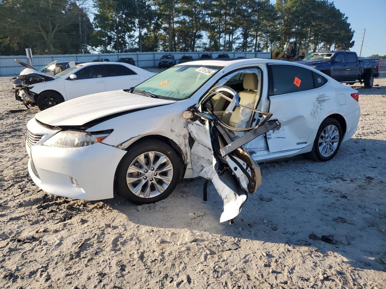 Lot #2853119485 2013 LEXUS ES 300H