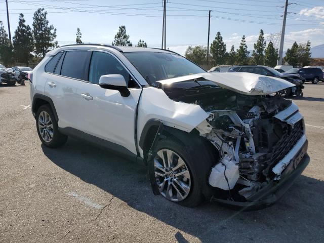 VIN 2T3C1RFVXNW229371 2022 Toyota RAV4, Xle Premium no.4