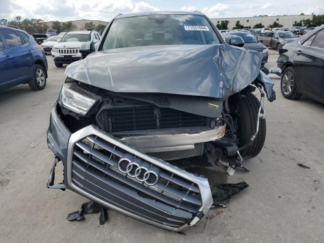 VIN WA1ANAFY9J2097627 2018 Audi Q5, Premium no.5